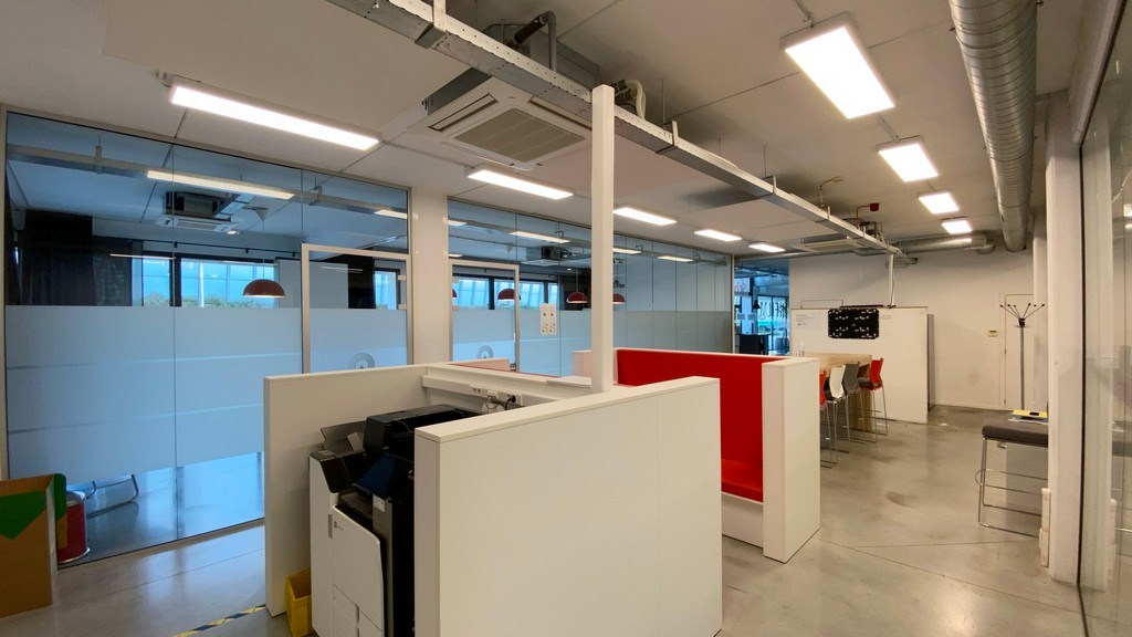 Recente kantoren en magazijnen te huur in Westpoort Zwijndrecht