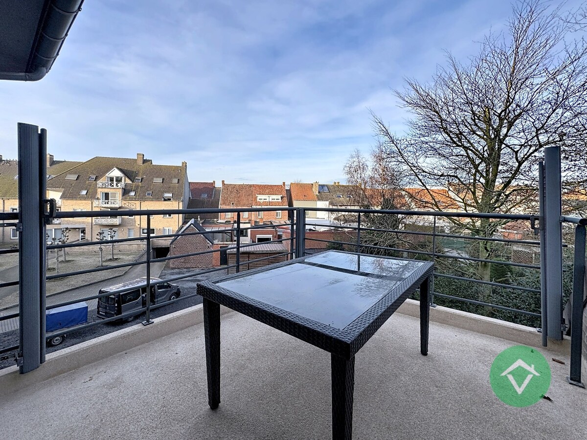 Appartement met 2 slaapkamers en 2 terrassen te Koekelare 