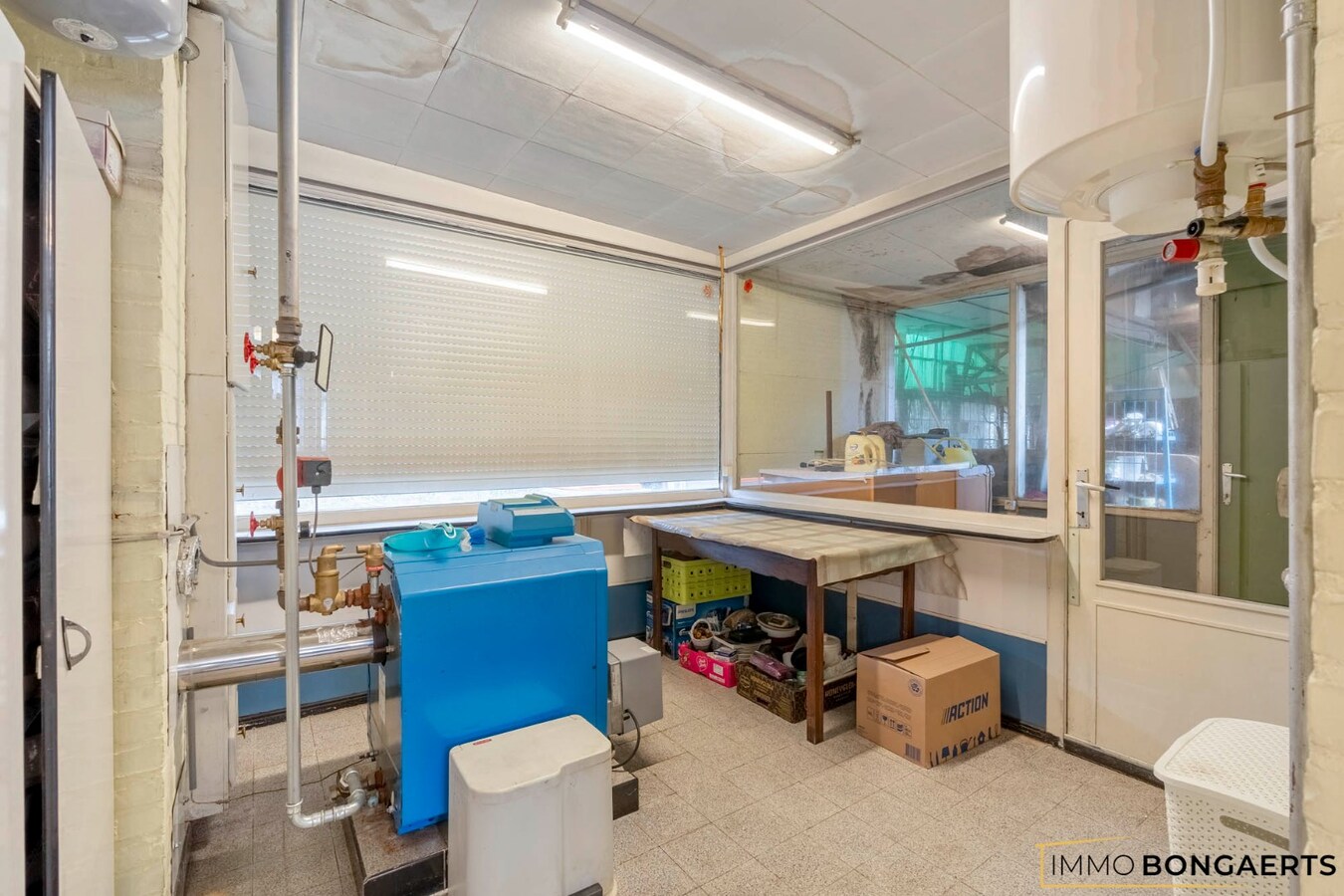 Te renoveren woning met 3 slaapkamers 