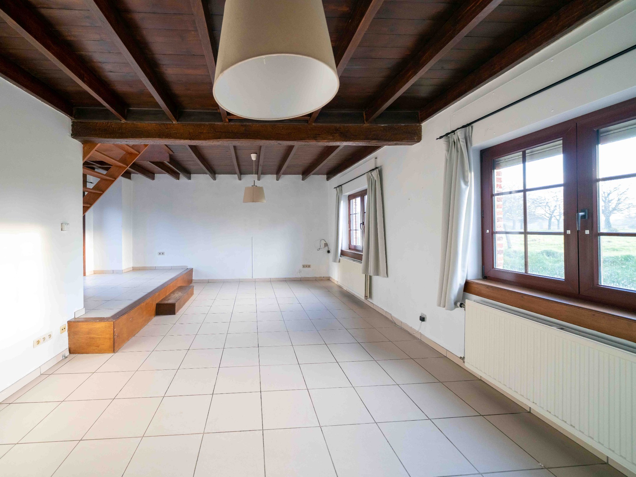 Woning met 2 kamers en veel potentieel op AAA-locatie 