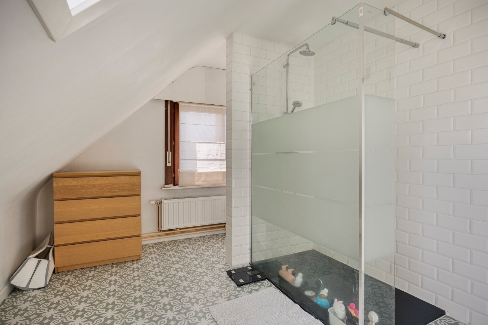 Gerenoveerde gezinswoning met 3 slaapkamers in Mol 