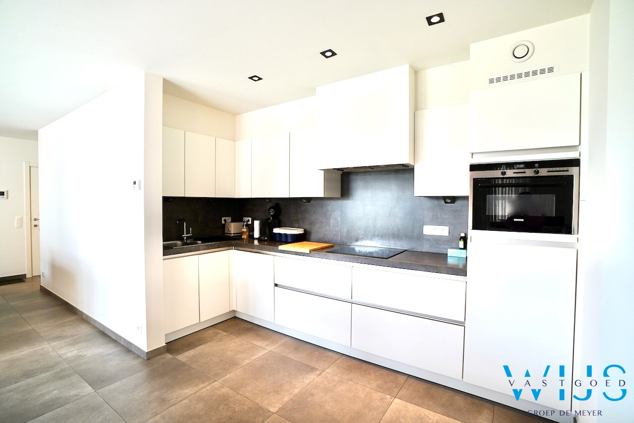 Gelijkvloers appartement te centrum Lovendegem ! 