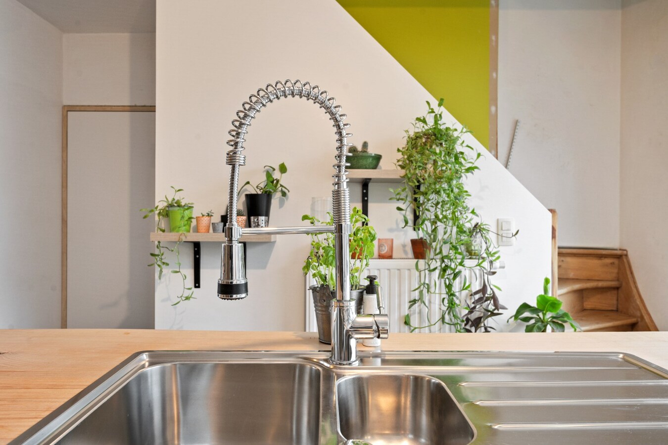 Landelijk gelegen, vrijstaande woning op ruim perceel van 670m² 