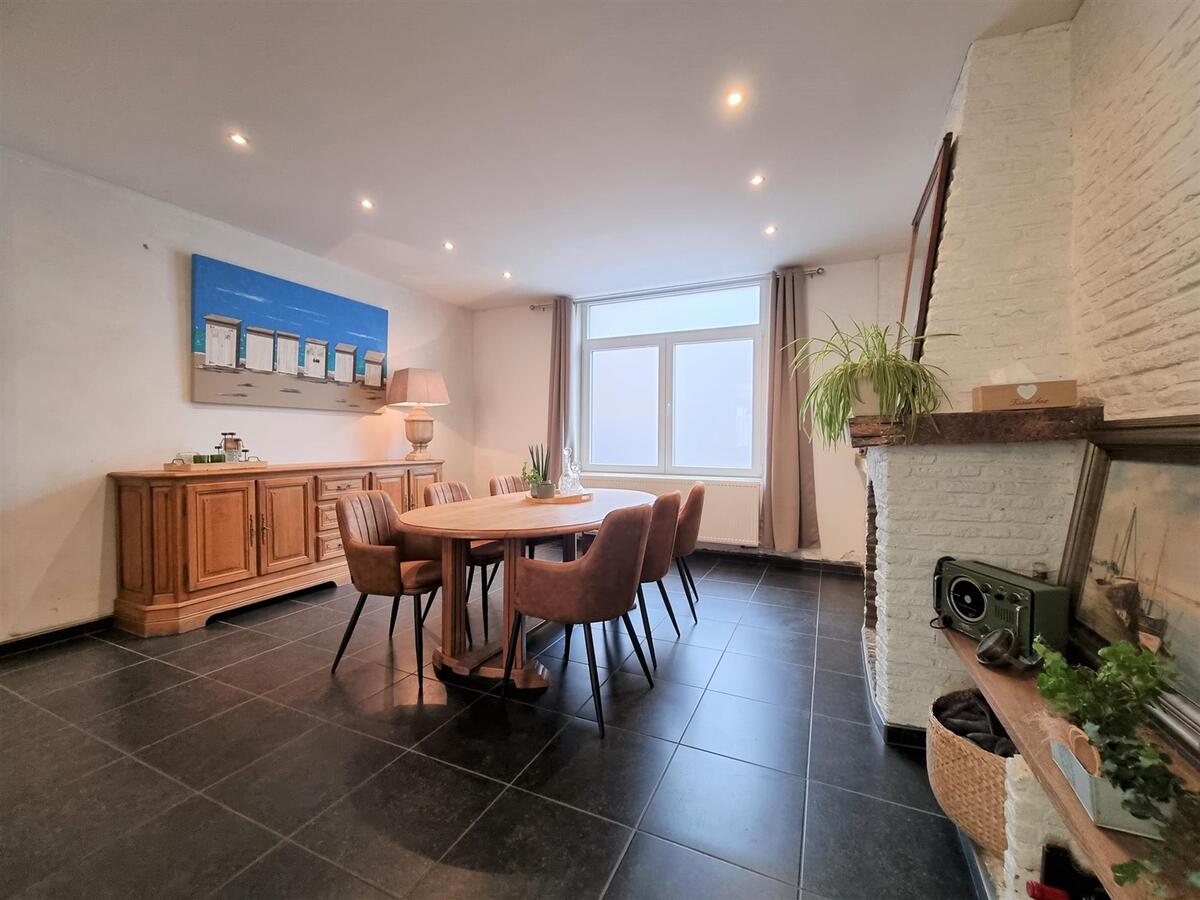 Instapklare gezinswoning vlakbij het strand - Heist 