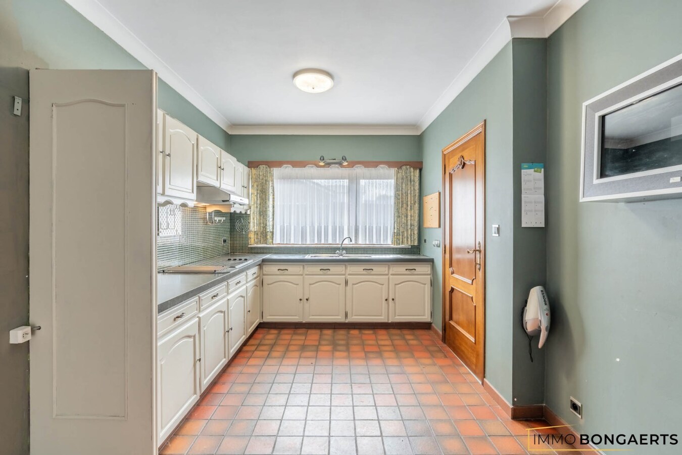 Ruime woning met tuin, terras en drie slaapkamers 