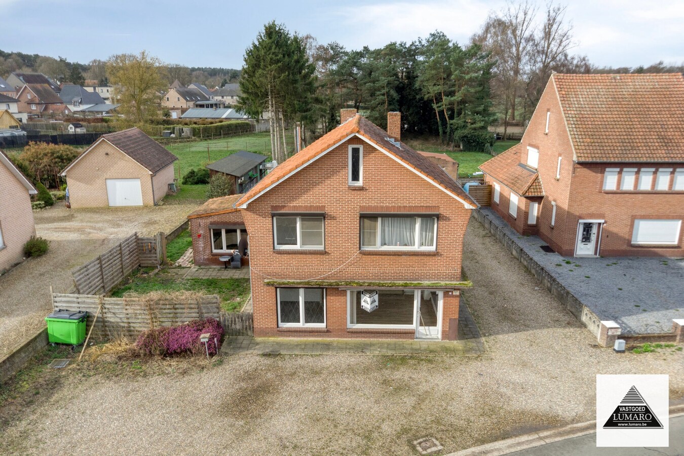 In een rustige omgeving gelegen vrijstaande woning op 1.340 m² 