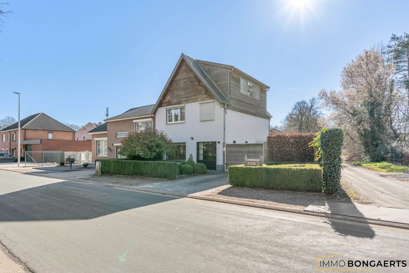 Gerenoveerde woning op een ruim perceel in Opglabbeek 