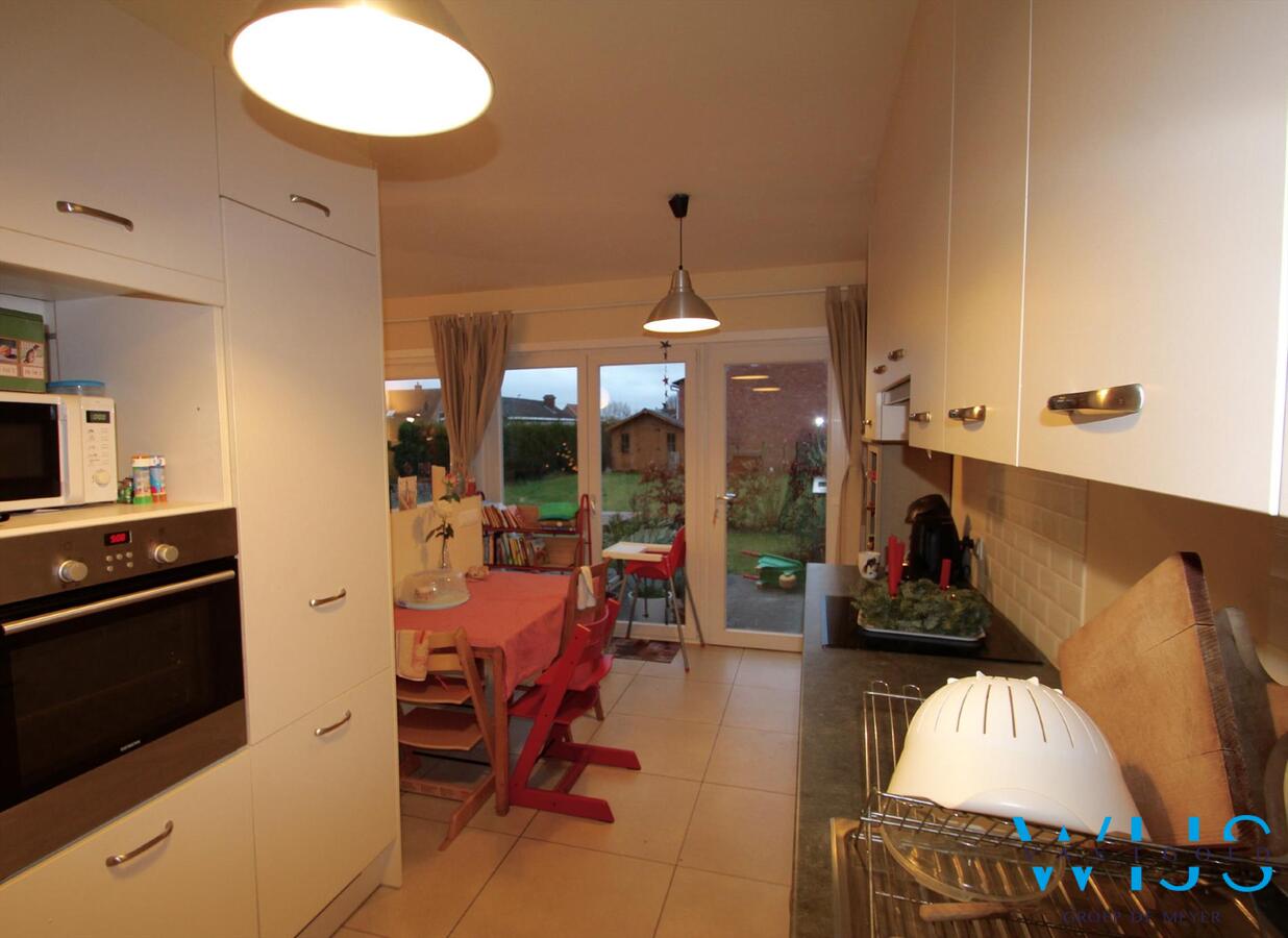 Ruime nieuwbouwwoning met ZUIDgerichte tuin te ERTVELDE 