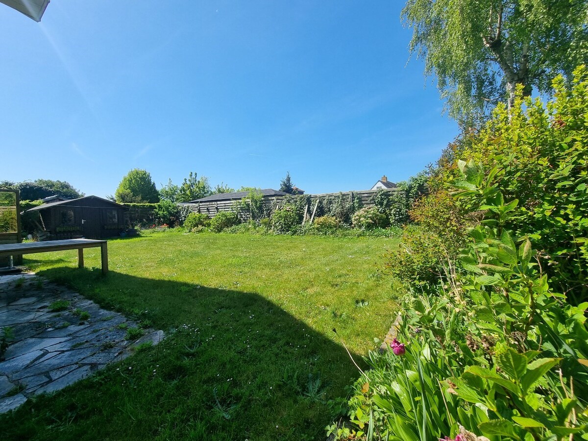 Villa met potentieel in een rustige residentiële wijk 