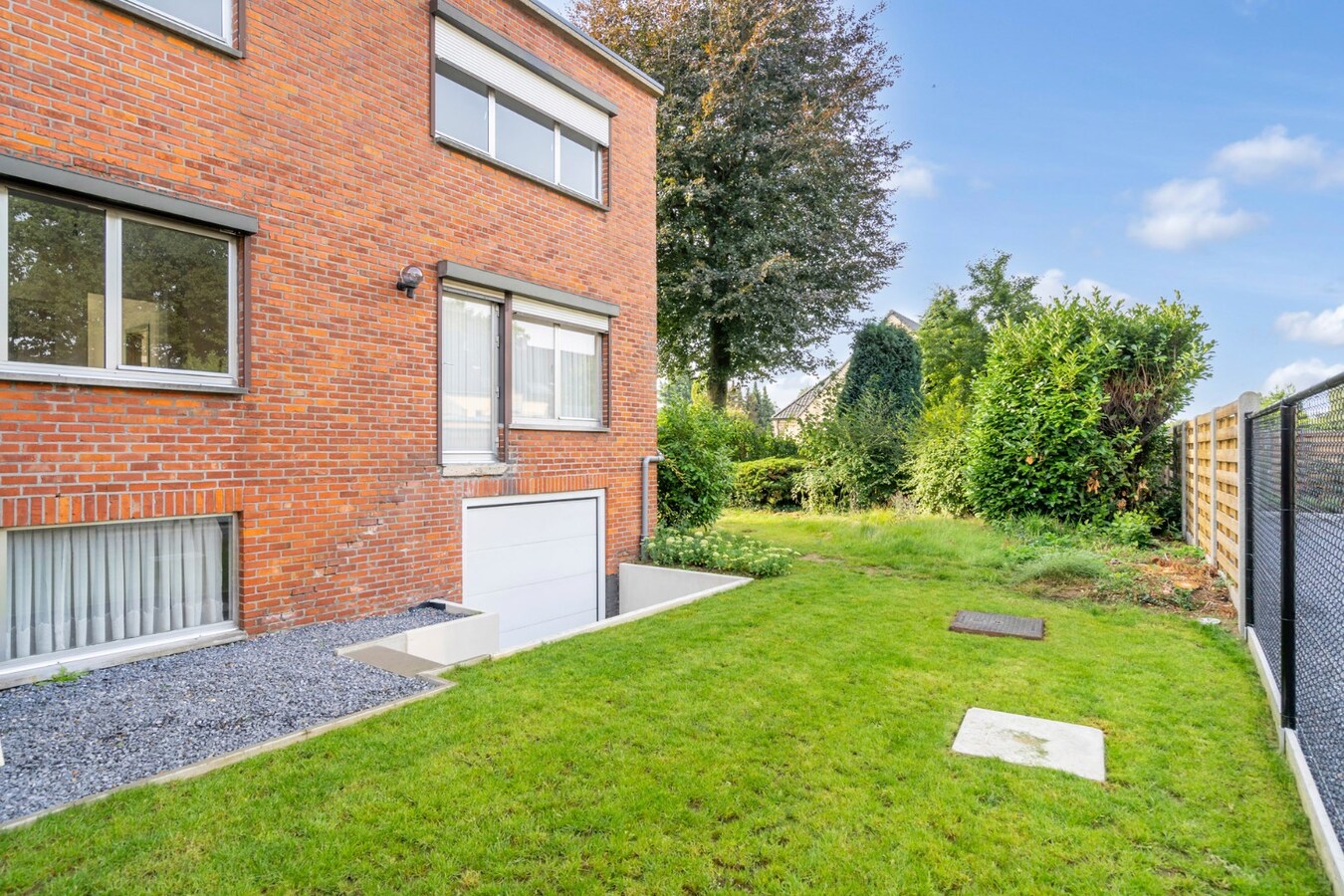 Gerenoveerde woning met 4 slaapkamers en 2 badkamers 