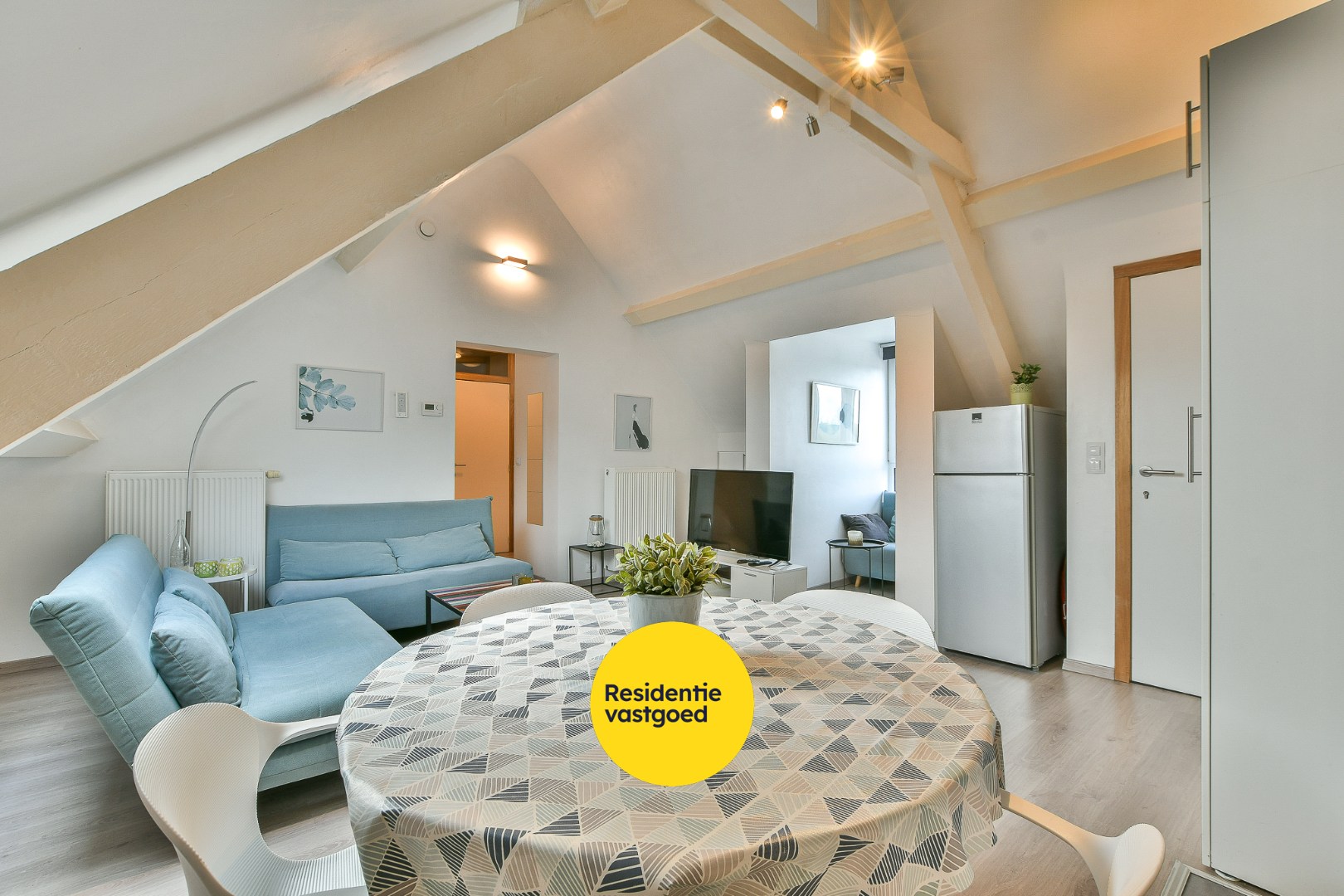 Gezellig dakappartement met tuin vlak bij zee – Vosseslag, De Haan! 