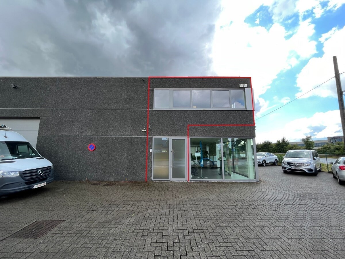 Kantoorruimte op commerciële TOP-ligging 