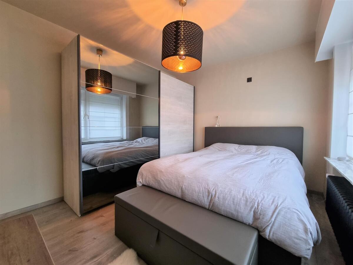 Centraal, doch rustig gelegen leuke bel-étagewoning - Heist 