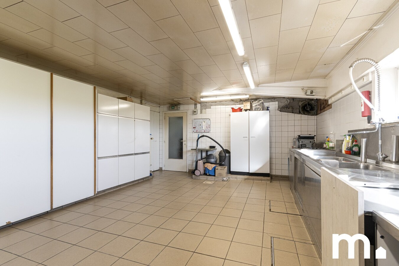 Uniek landhuis in Kruiseke te koop ! 