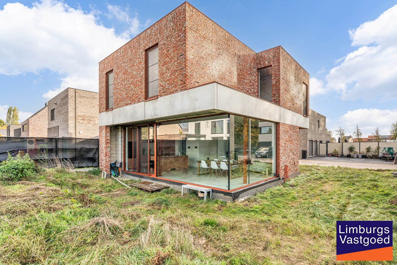 Nieuwbouwwoning, open bebouwing, 3 slpk, 3a60ca 