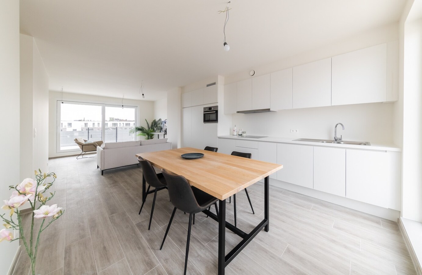 Penthouse (89m2) met uitzonderlijk ruim terras te koop in Emelgem (Izegem) 