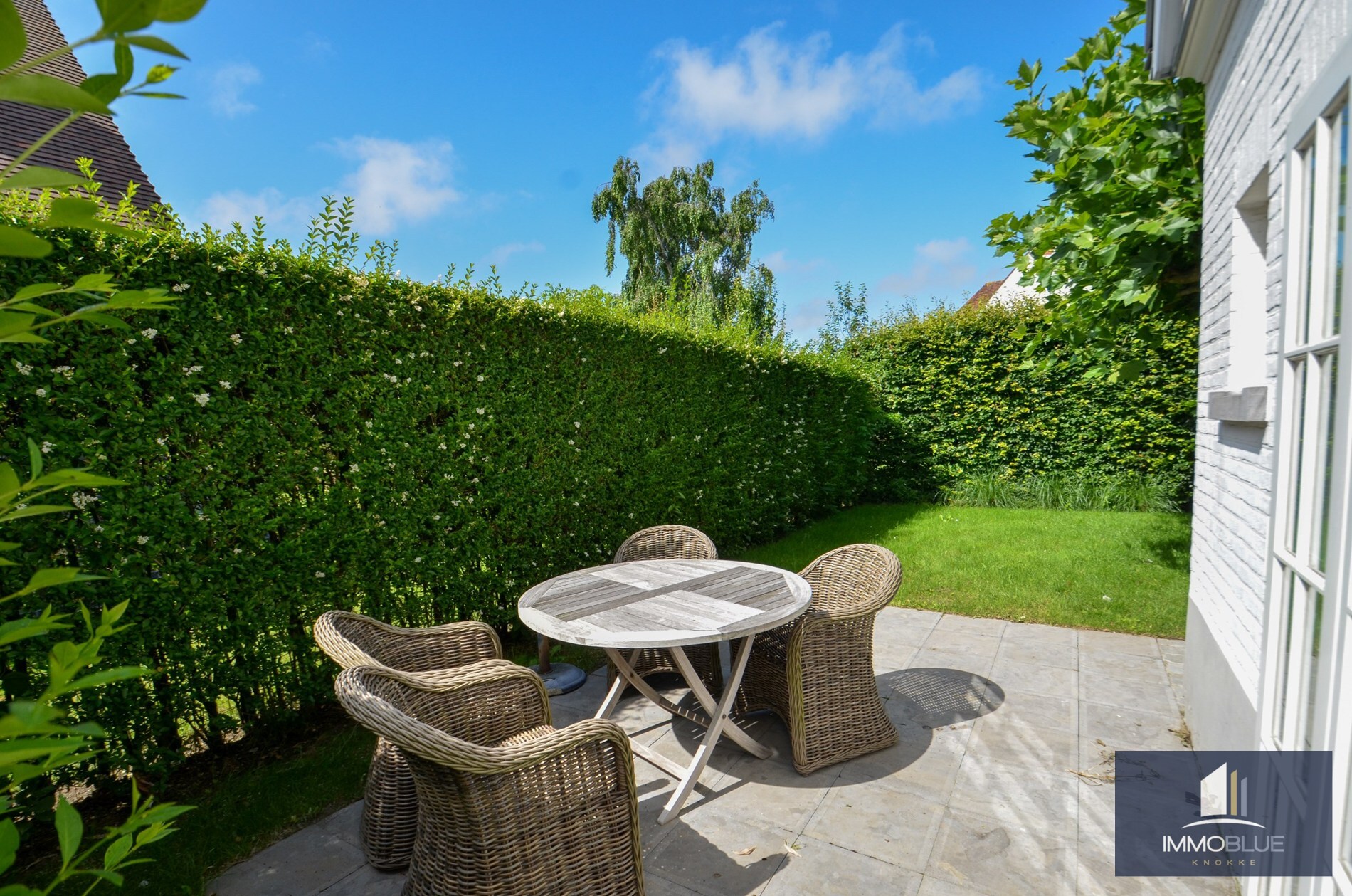 Une villa de charme située dans un quartier résidentiel calme. 