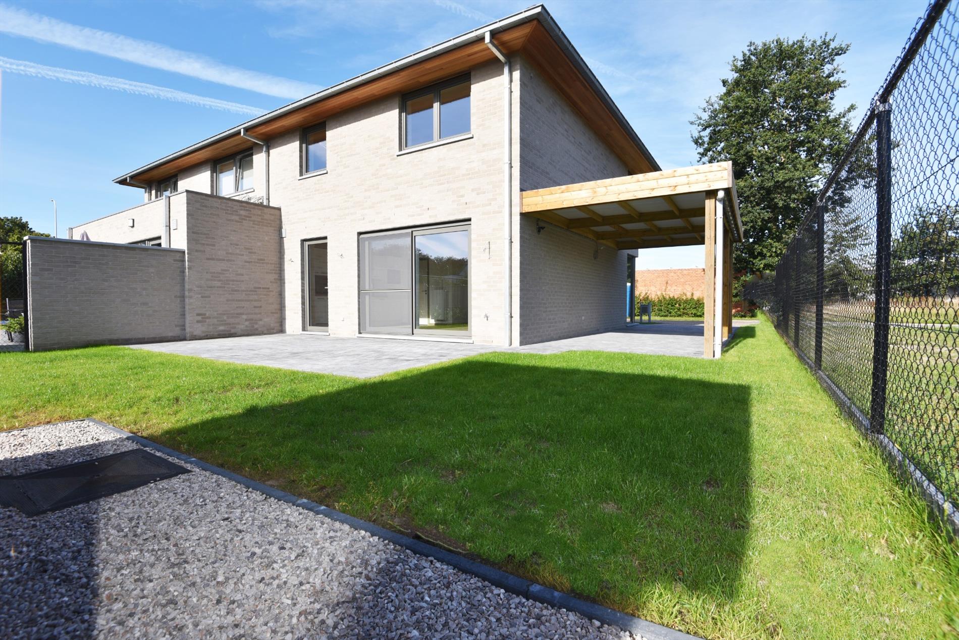 NIEUWBOUW HOB met 3 slpks en tuin te ADEGEM 