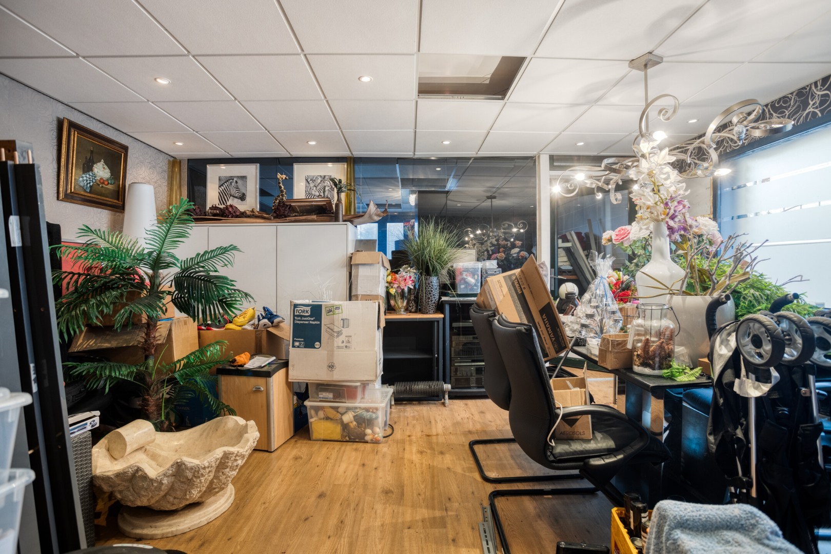 Te renoveren woning met 5 slpk. op ruim perceel van 18a 95ca in Mol 