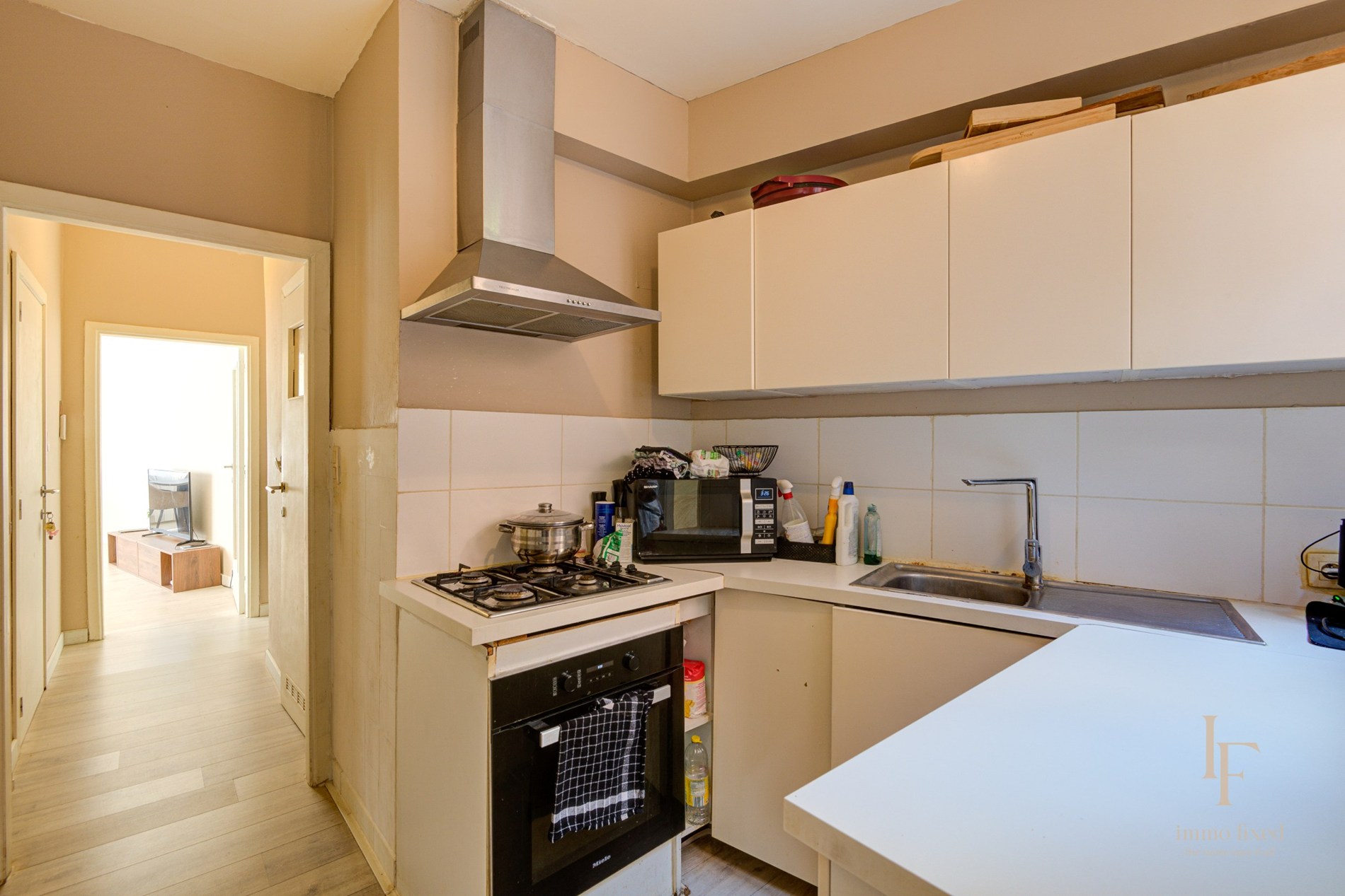 Appartement met twee slaapkamers en gezellig terrasje te Merksem! 