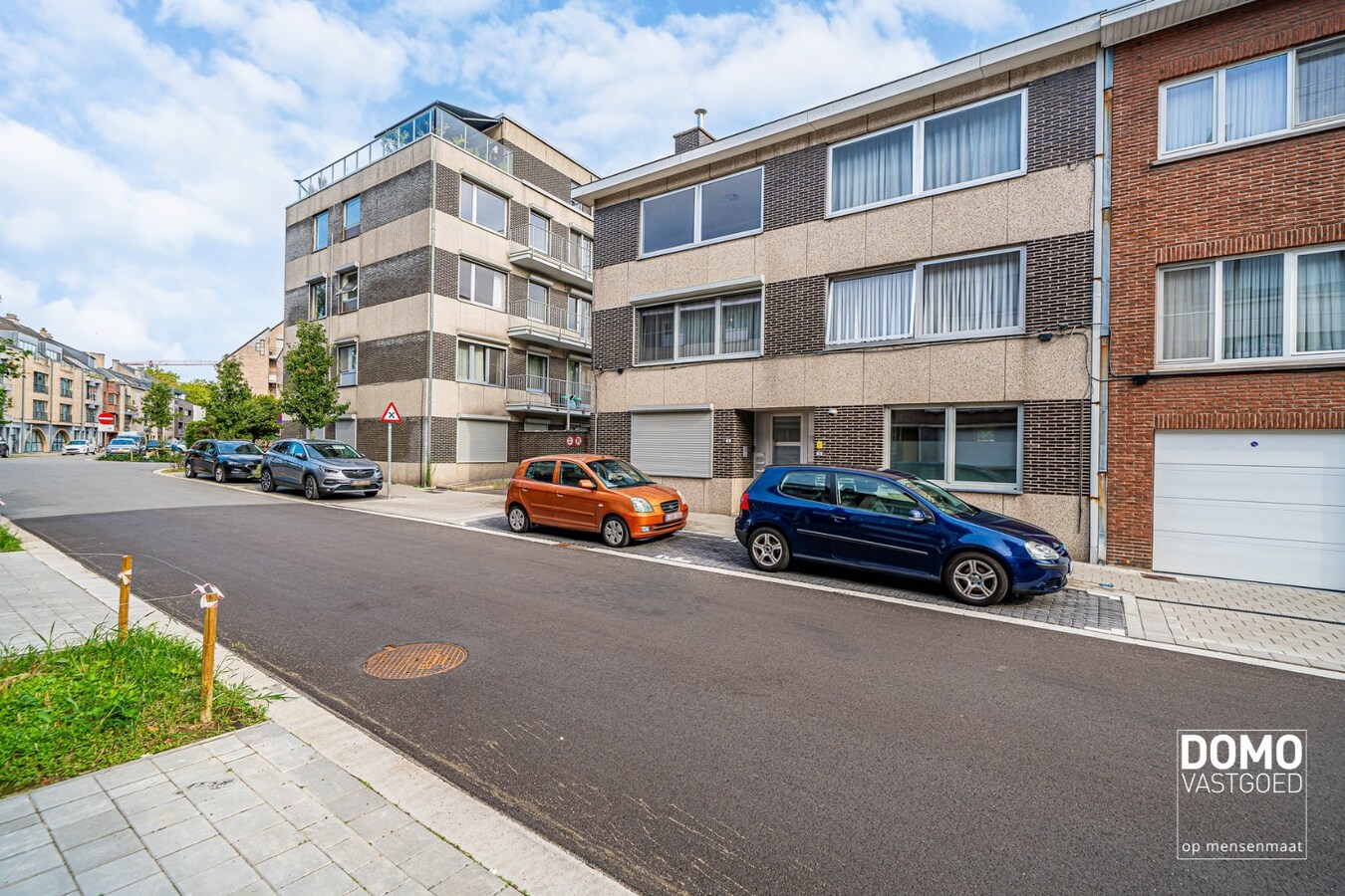 INSTAPKLAAR 1 SLAAPKAMERAPPARTEMENT VAN 58M2 MET TERRAS, GARAGEBOX EN BERGING BINNEN DE GROTE RING VAN HASSELT 