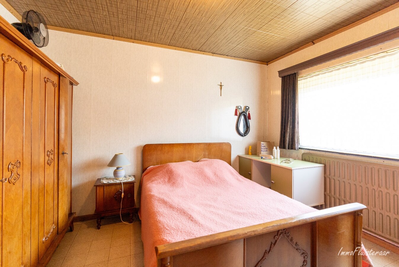 Charmante maison avec des écuries pour chevaux sur environ .. are à Peer. 