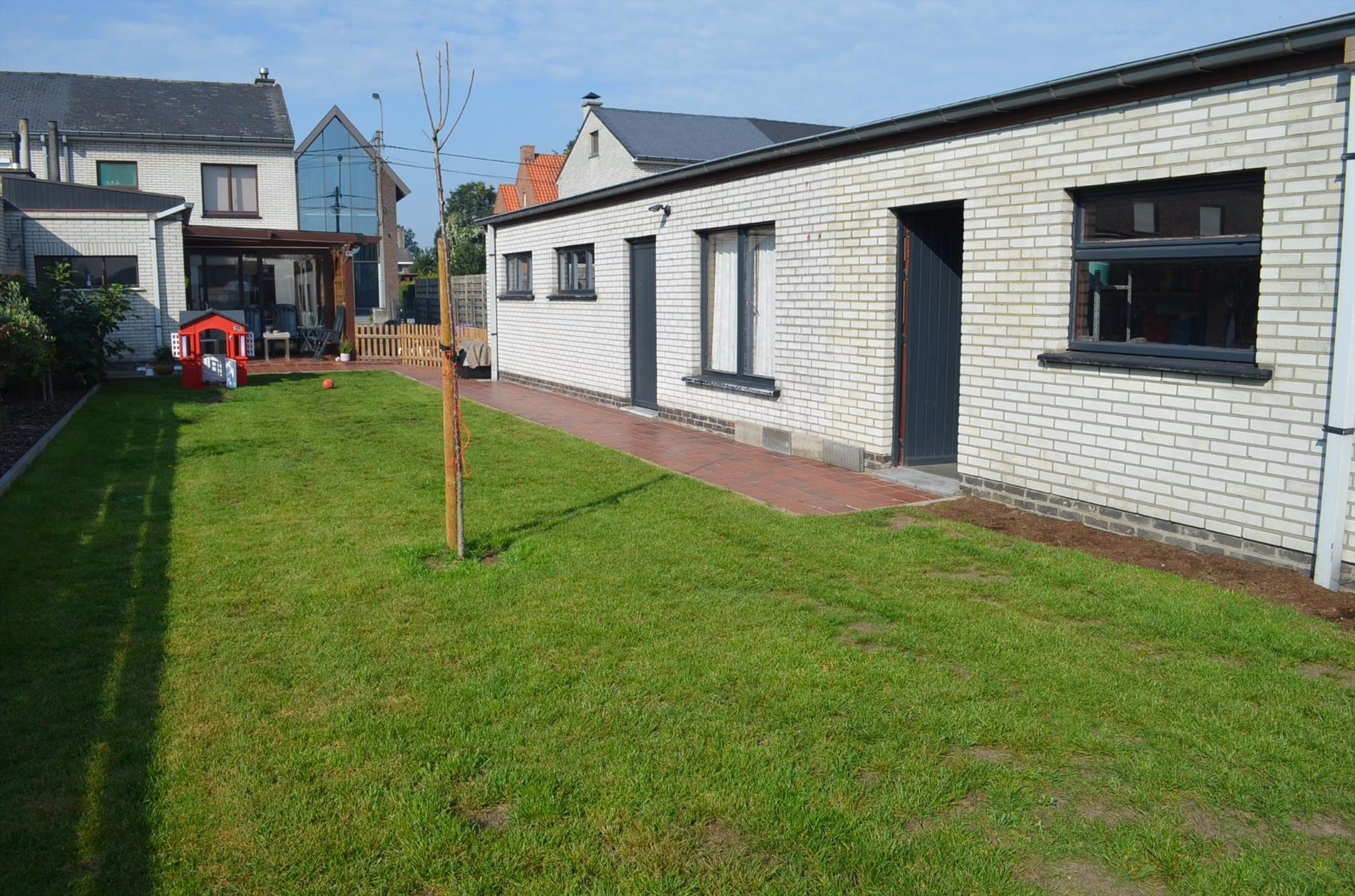 Gezinswoning 3 slpks, ruime garage, werkplaats en tuin te Maldegem 