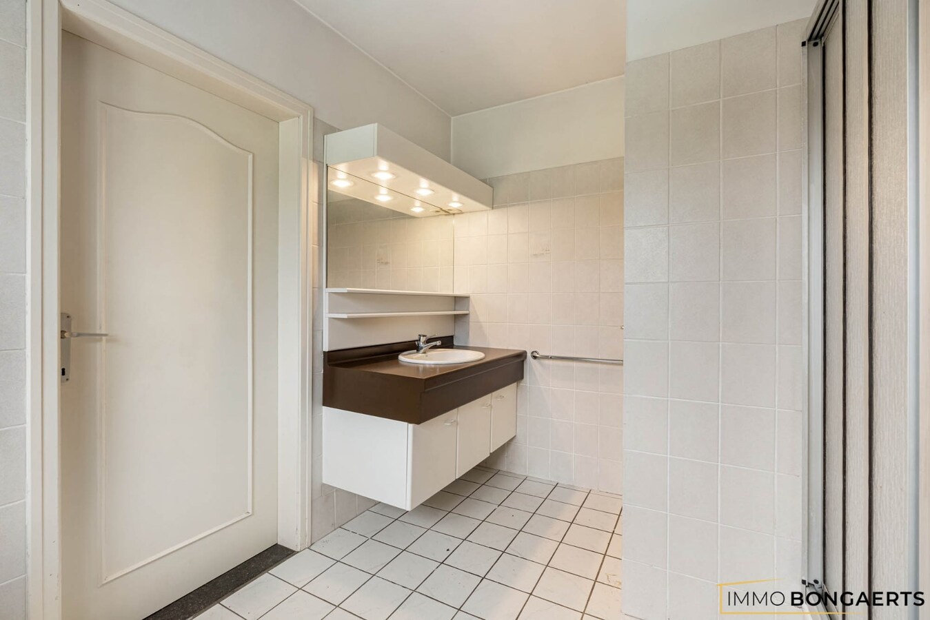 Rustig gelegen woning op een groot perceel 