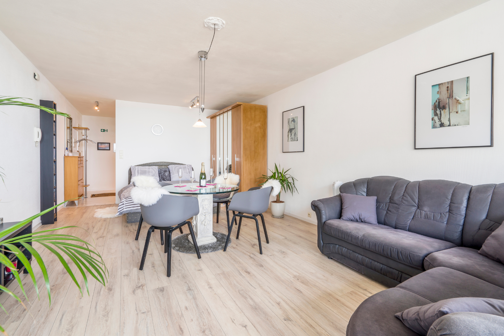 LUXUEUZE VAKANTIESTUDIO MET ZEEZICHT EN TERRAS (VAKANTIEVERHUUR) 