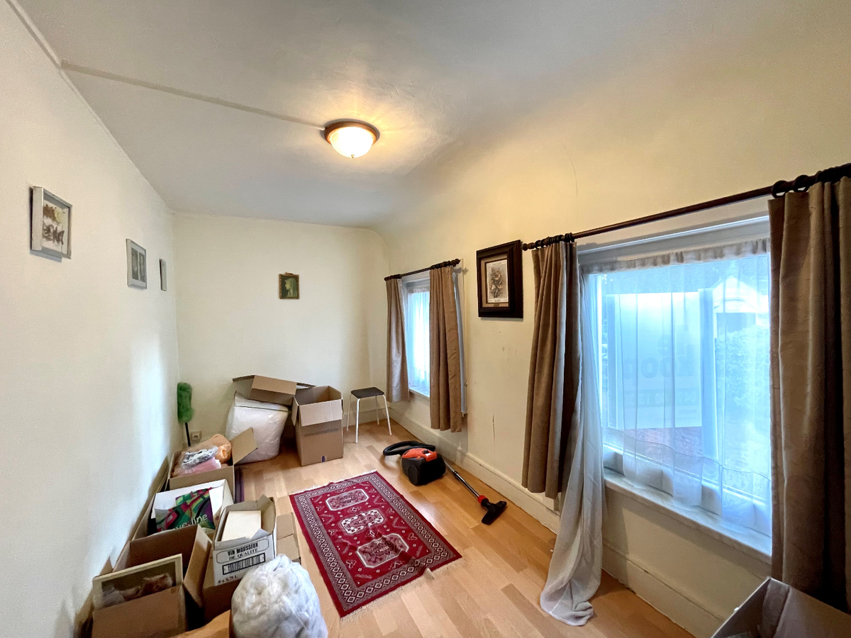 Rijwoning met 2 slaapkamers te centrum Roeselare 