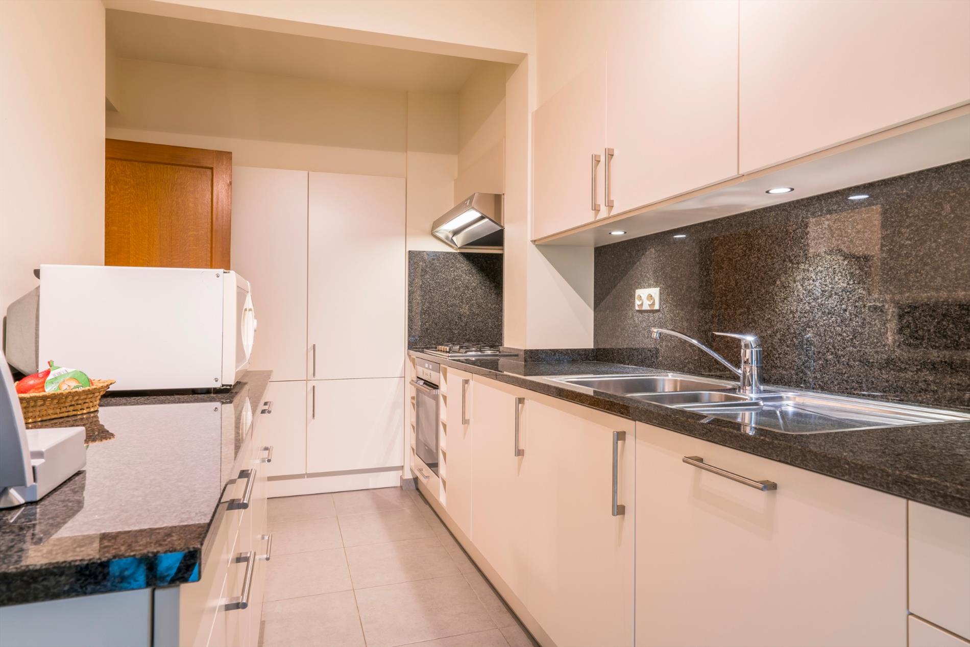 MODERN VAKANTIE APPARTEMENT OP TOPLIGGING (VAKANTIEVERHUUR) 