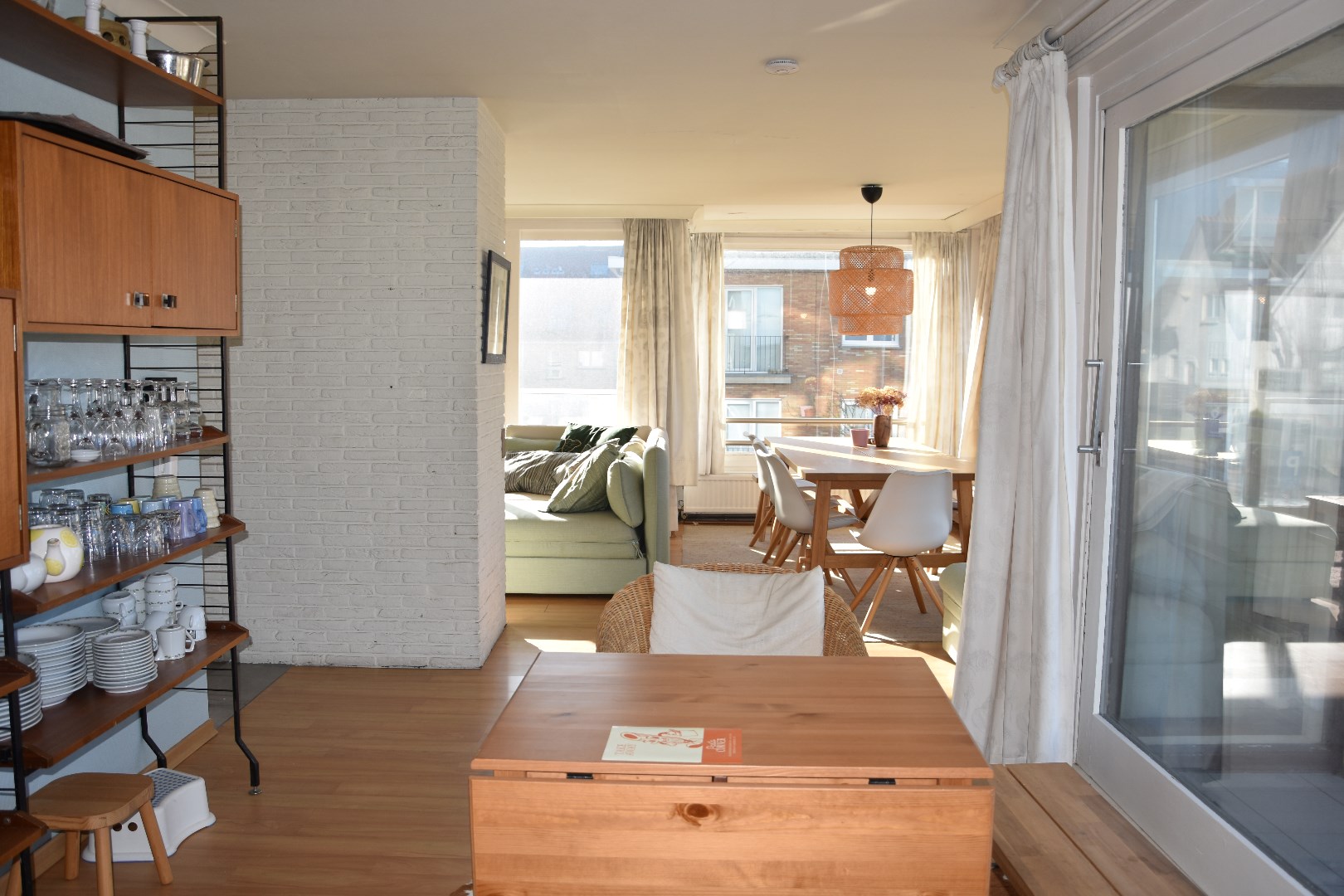 gemeubeld appartement met 2 slaapkamers 