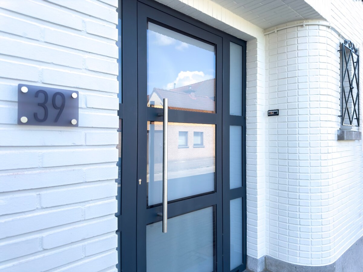 Top renovatieproject op residentiële ligging te Bevegem 