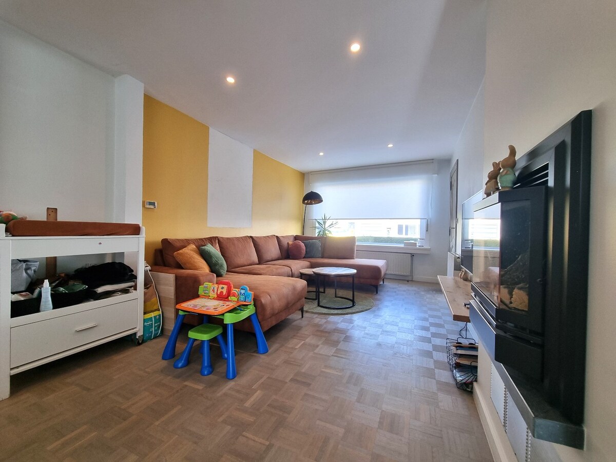 Aangename gezinswoning met tuin, garage &amp; achteruitgang - Heist 