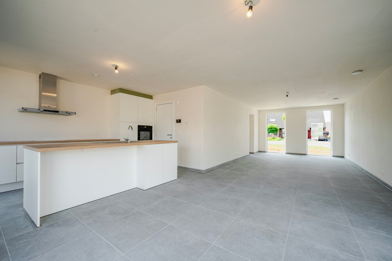 Halfopen nieuwbouwwoning met 3 slaapkamers te Koekelare 