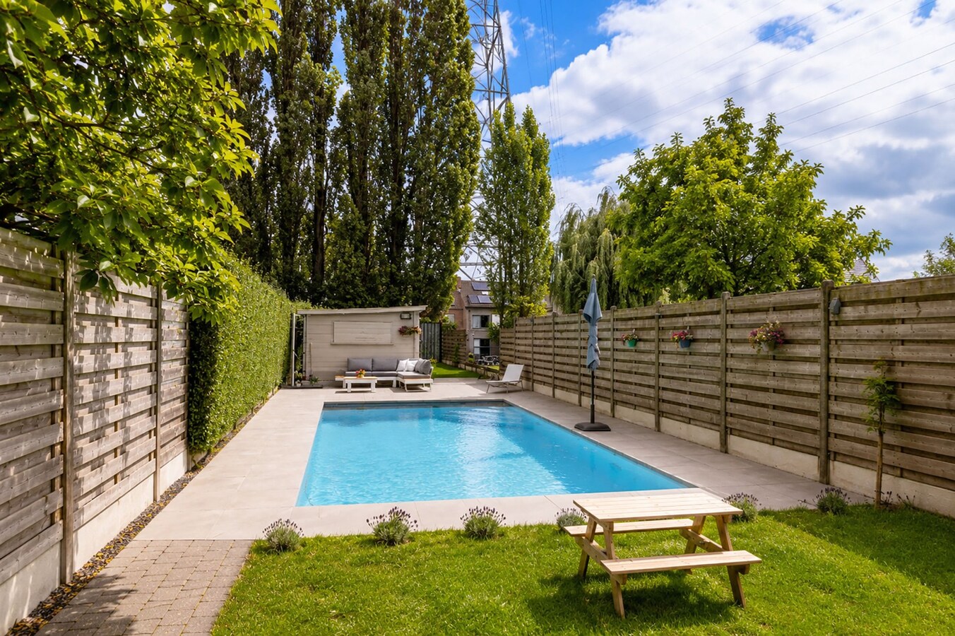 Instapklare, energiezuinige woning - 4 slpks - tuin - zwembad 