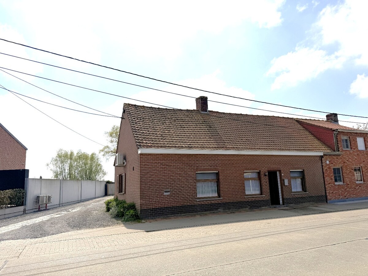Woning met 3 slaapkamers en garage 