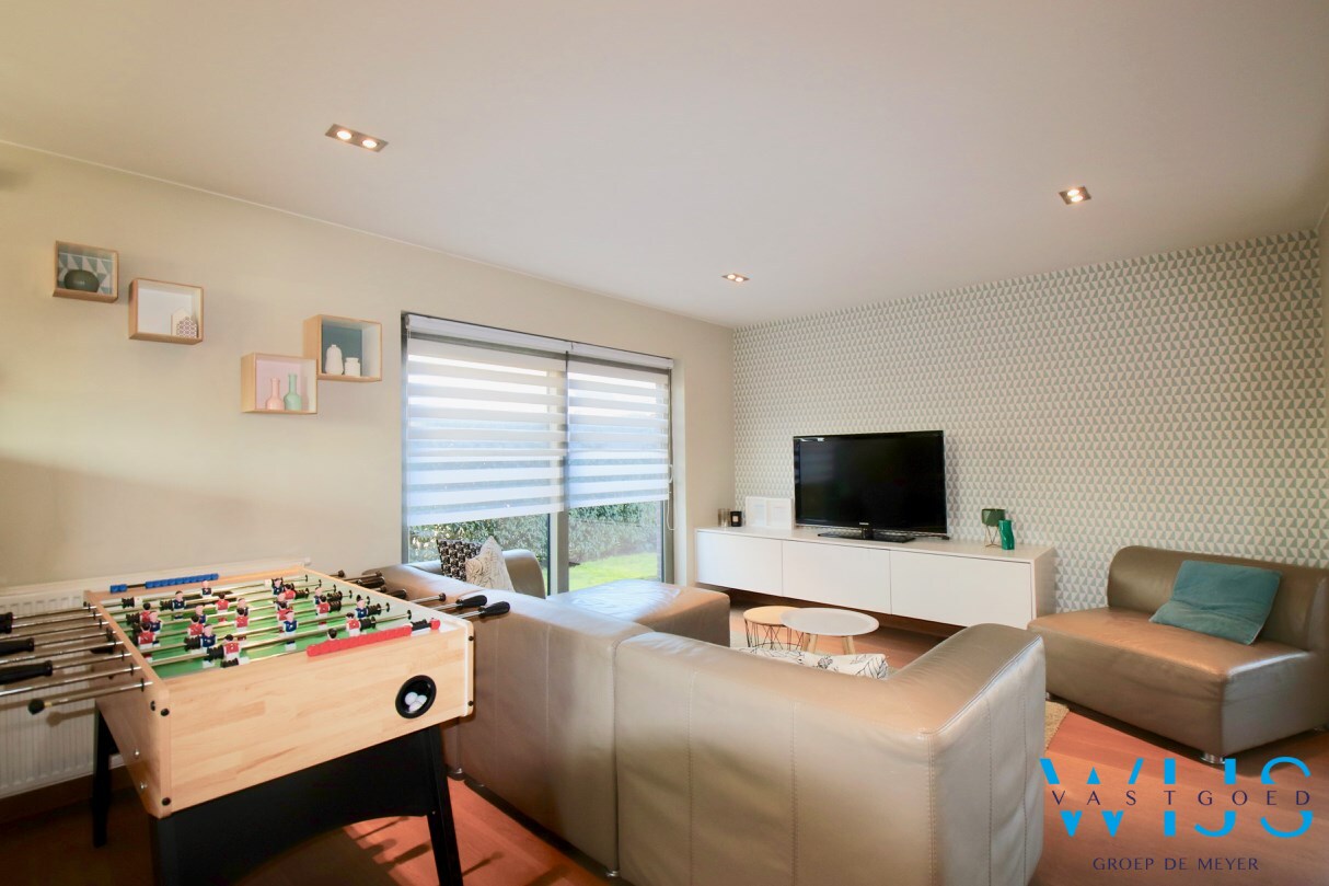 Mooie tijdloze en centraal gelegen open bebouwing 