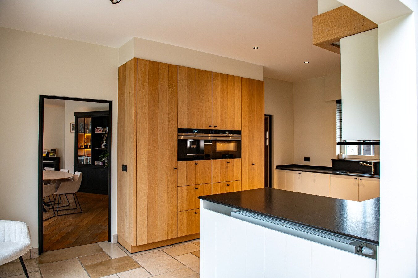 Prachtige landelijke villa met zwemvijver en paardenfaciliteiten 13.459m² 