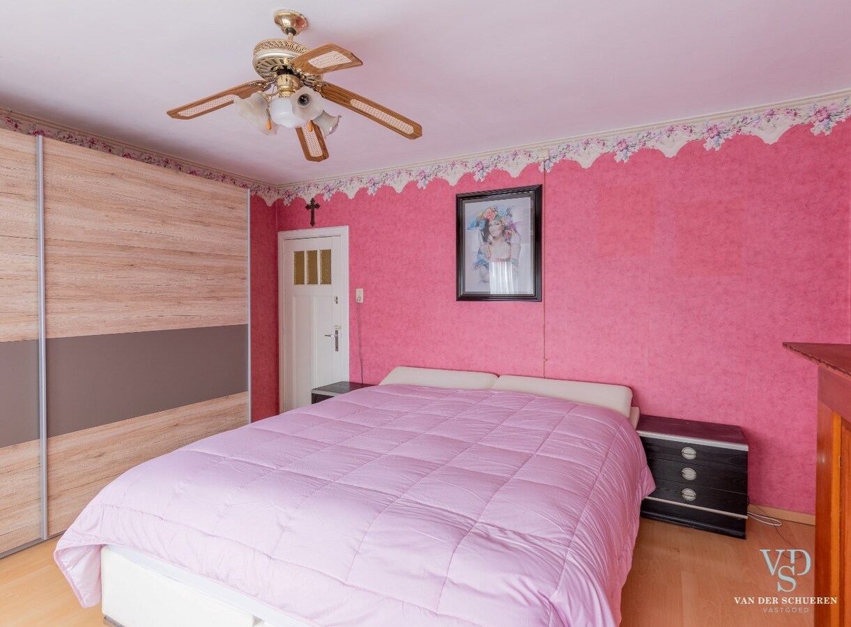 Ruime, gezellige woning met garage én atelier. 