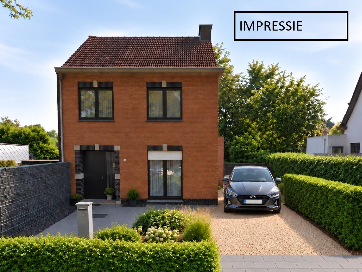 Charmante energiezuinige halfopen bebouwing met 4 slaapkamers, bureau en tuin in centrum Brasschaat 