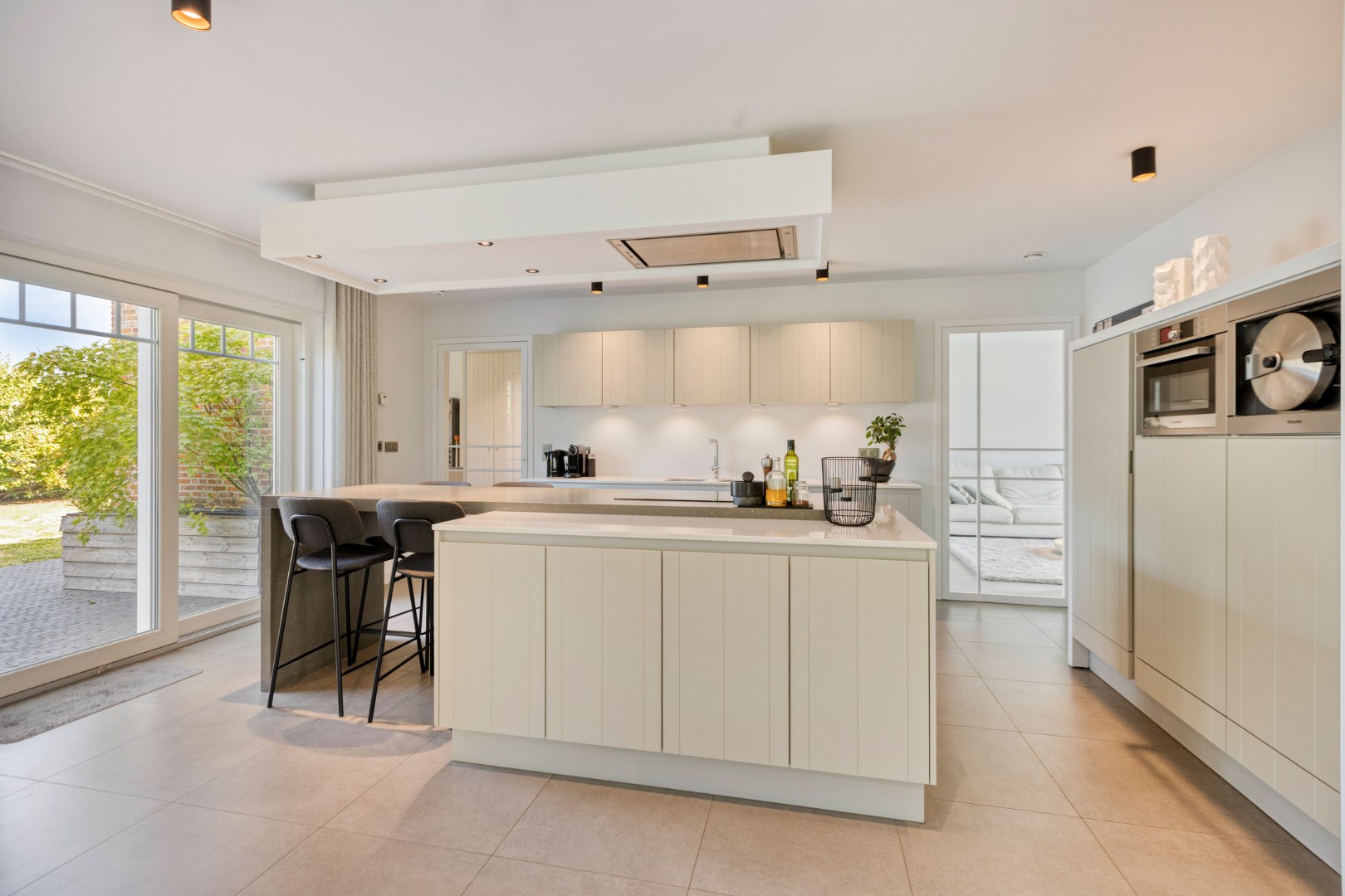 Exclusieve en energiezuinige villa met 5 slpk. in Geel 