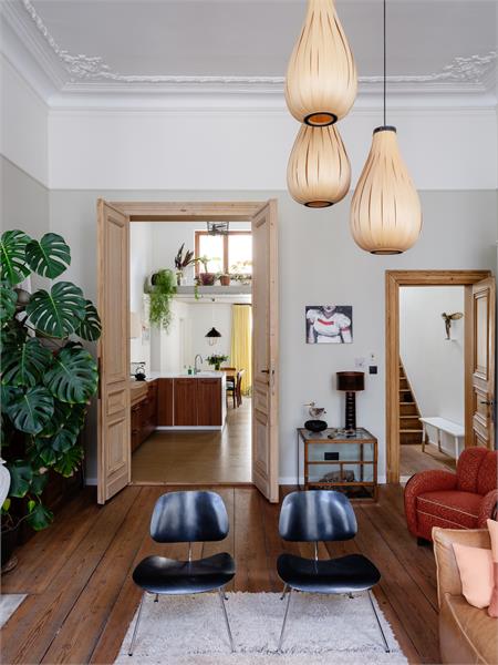 Uitzonderlijk klassevol herenhuis met handelspand in het hart van het historisch centrum 