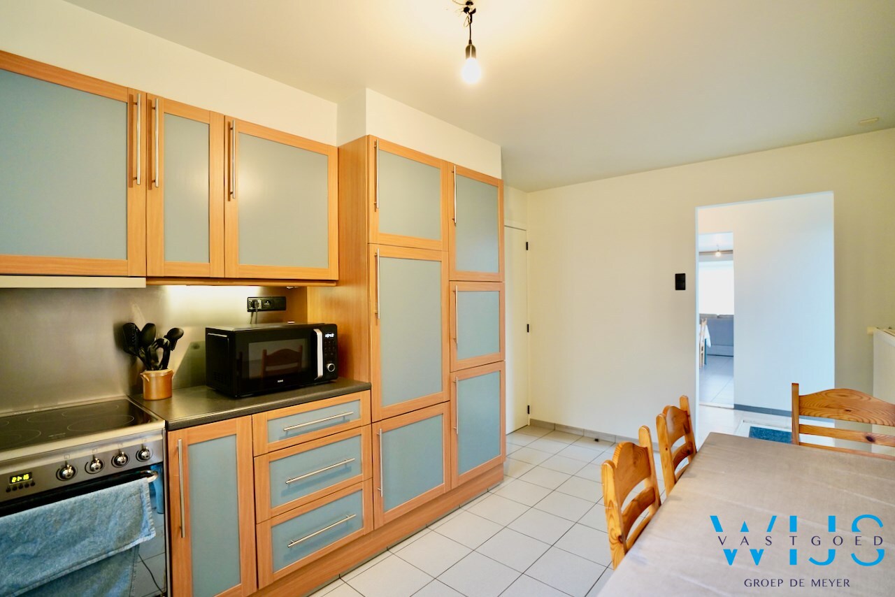 Woonhuis met 6 slaapkamers op TOPlocatie te EVERGEM ! 