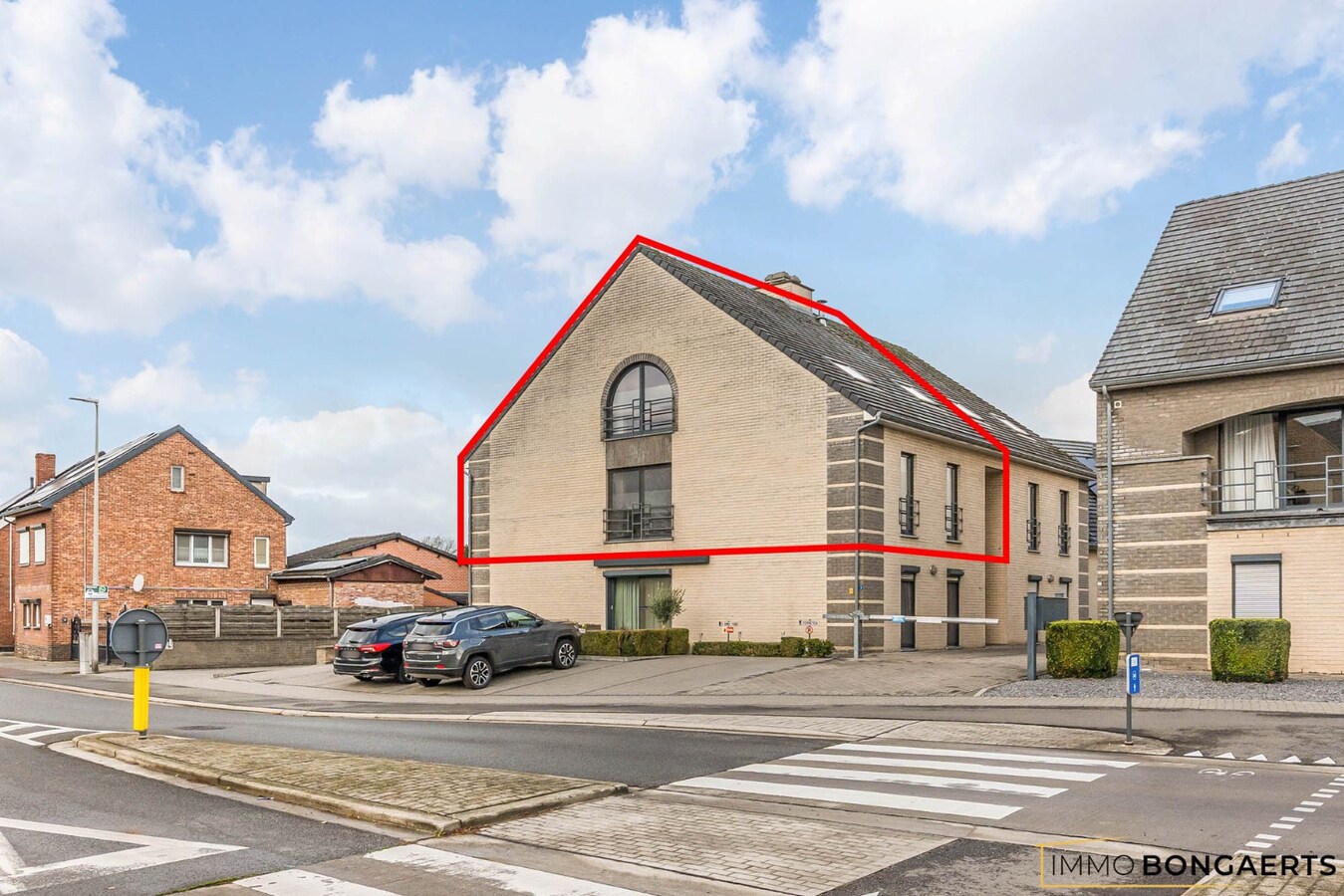 Ruim duplexappartement met 4 slaapkamers 