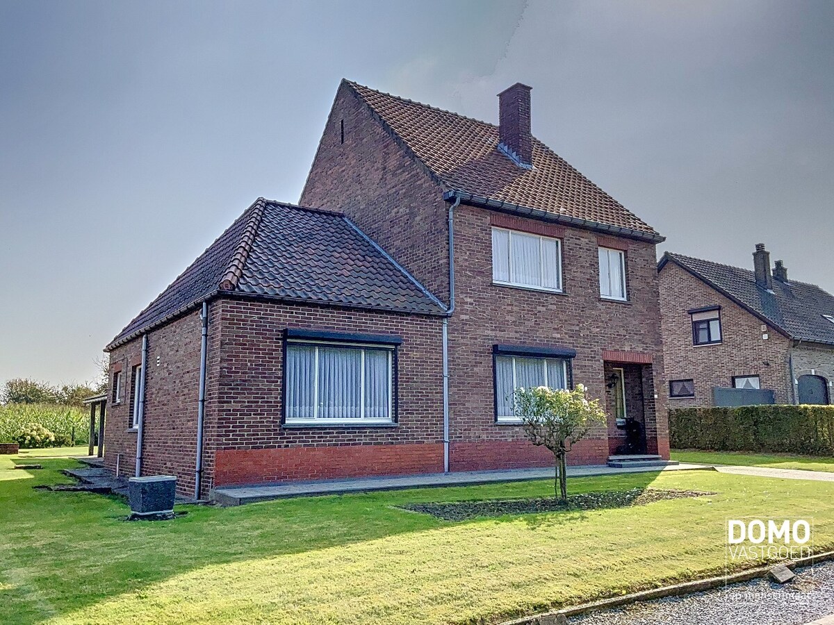 Uniek en idyllisch gelegen woning te Alken. 