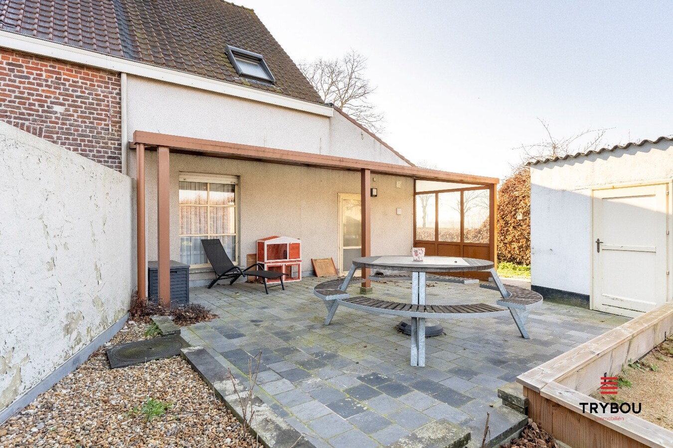 Landelijk gelegen woning met verzorgde tuin 