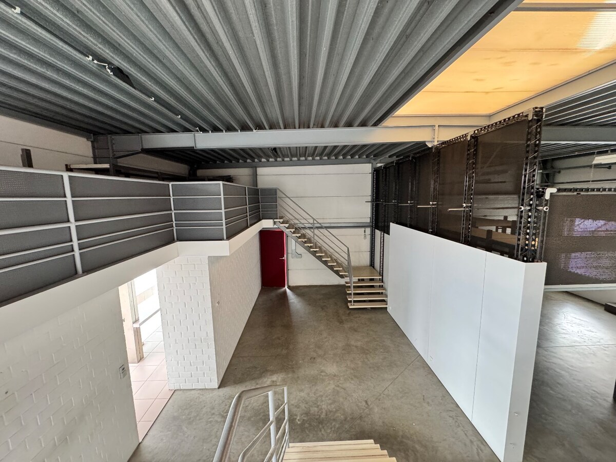 Handelspand met woonst te Ichtegem 