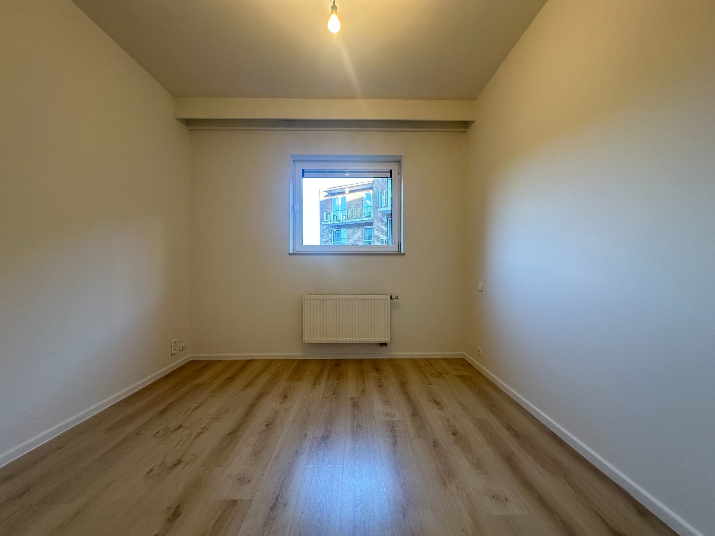 Ruim appartement met staanplaats nabij Sterre! 