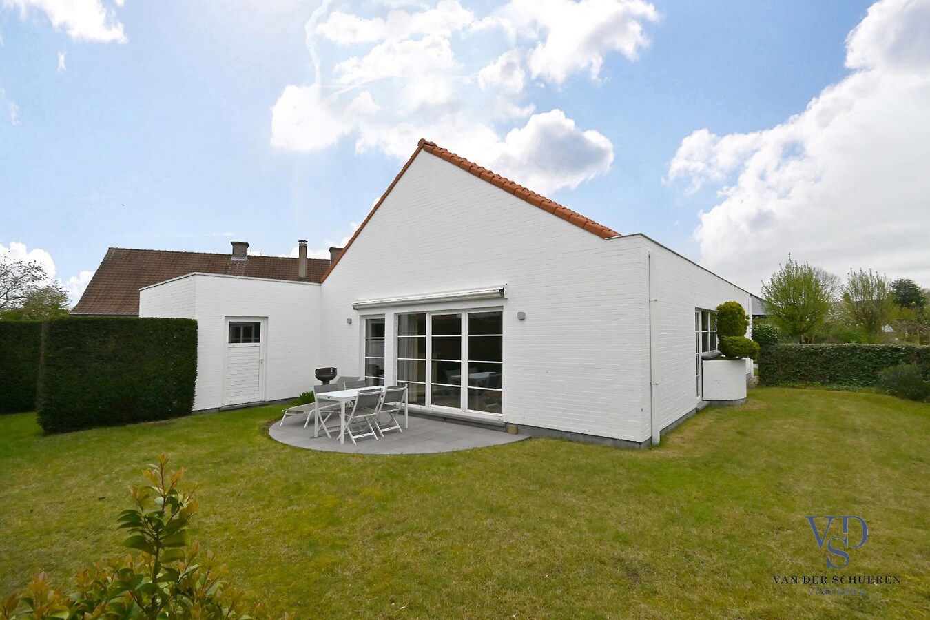 Tijdloze bungalow in rustige, residentiële verkaveling 